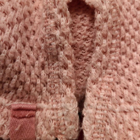 NWT We the free size S faded coral sweater - Picture 11 of 15